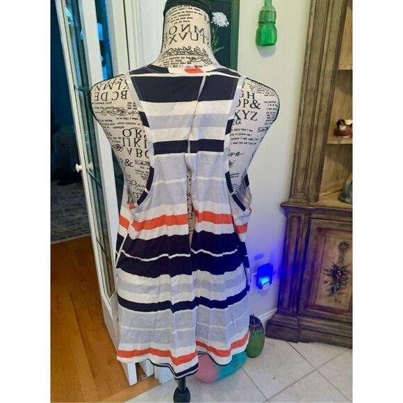 Lululemon All Tied Up Tank Top Split Back Women's NWT - Picture 2 of 10